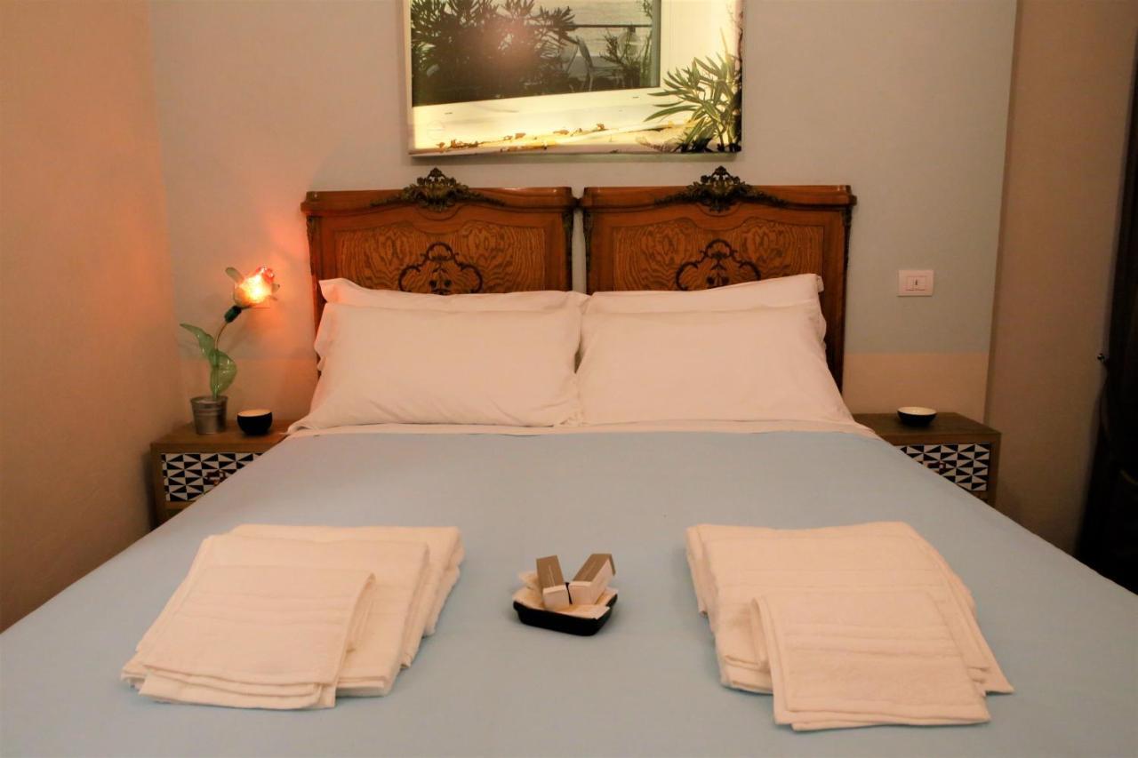 Napolicentrico Bed & Breakfast Ngoại thất bức ảnh